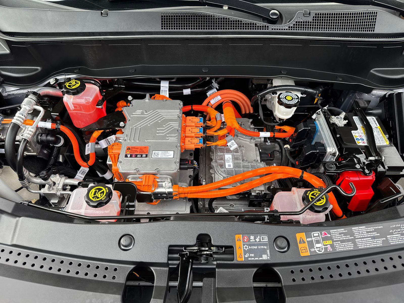 2023 Chevrolet Bolt EUV Premier photo 11
