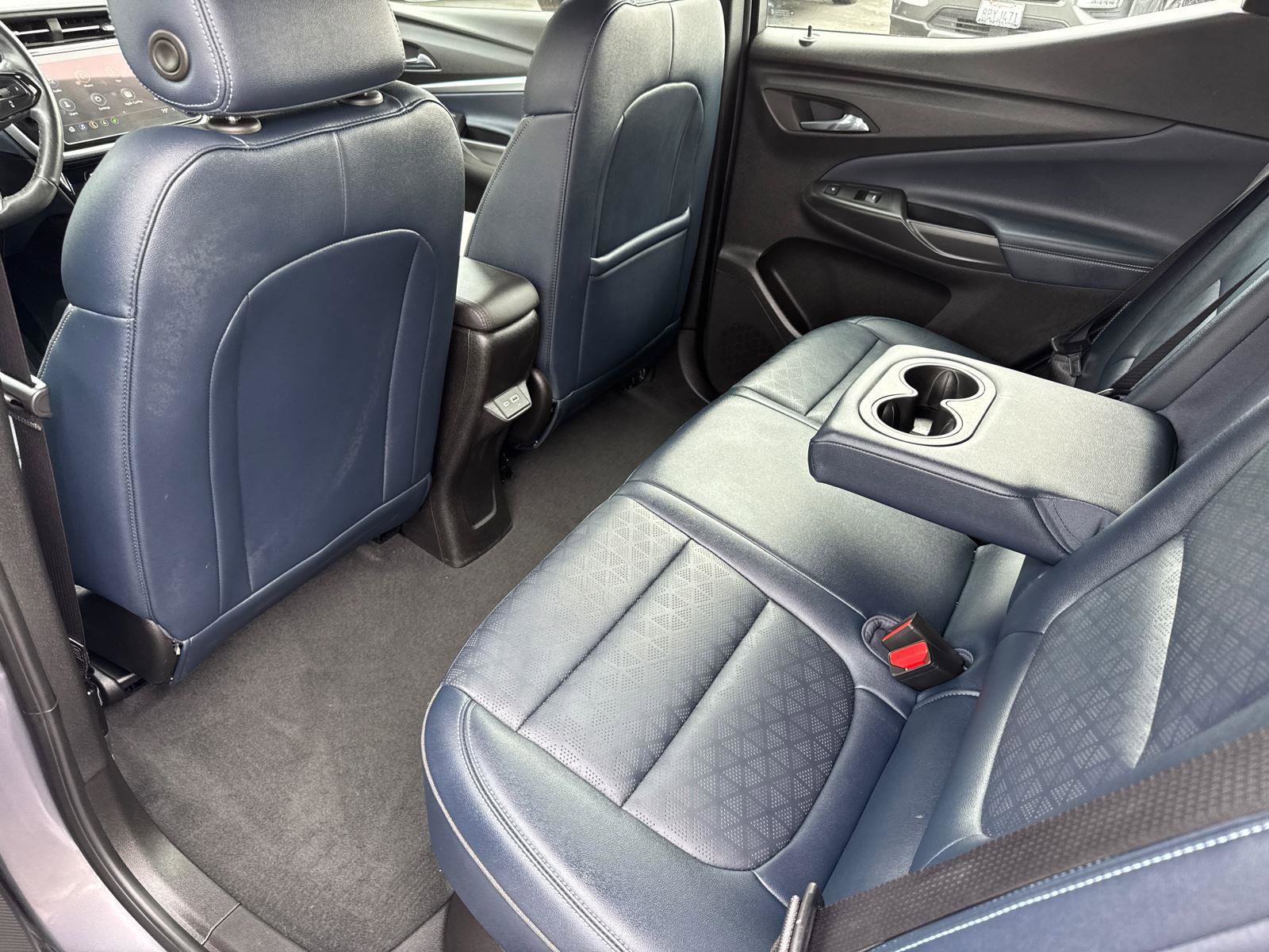 2023 Chevrolet Bolt EUV Premier photo 17