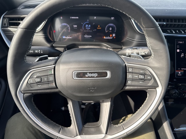 2023 Jeep Grand Cherokee Altitude photo 12