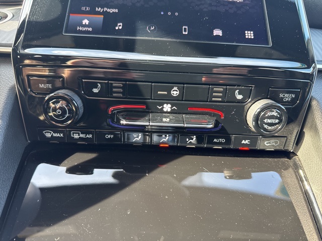 2023 Jeep Grand Cherokee Altitude photo 14