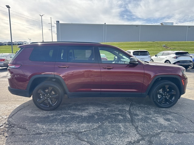 2023 Jeep Grand Cherokee Altitude photo 23