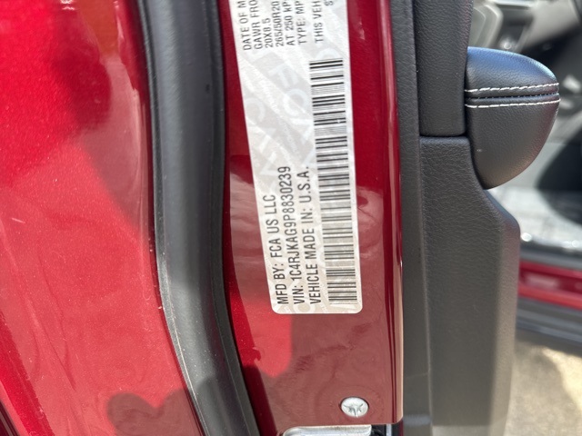 2023 Jeep Grand Cherokee Altitude photo 24