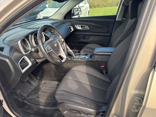 2012 Chevrolet Equinox LT photo 6