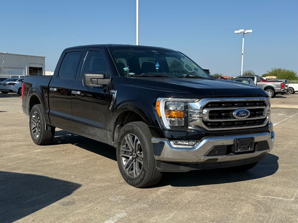 2022 Ford F-150 XLT photo 2