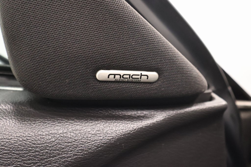 2002 Ford Mustang GT photo 9