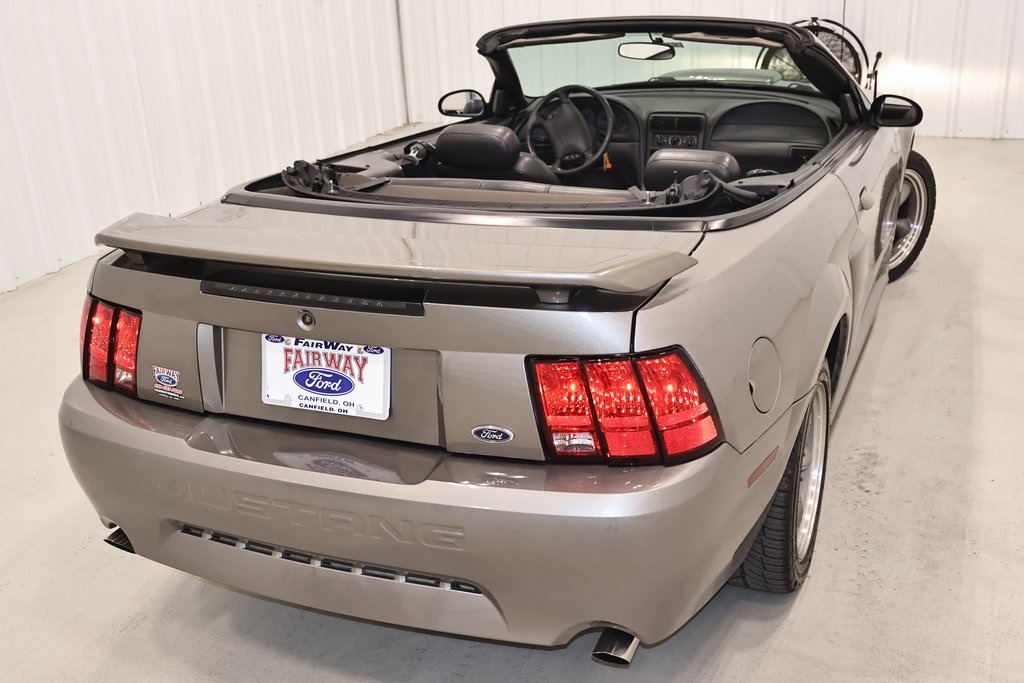2002 Ford Mustang GT photo 25