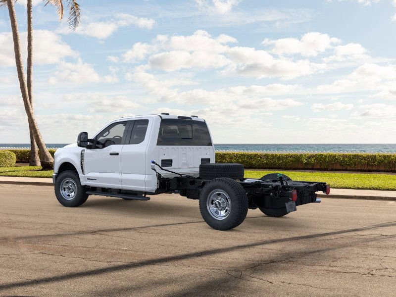 2025 Ford F-350 XL photo 4