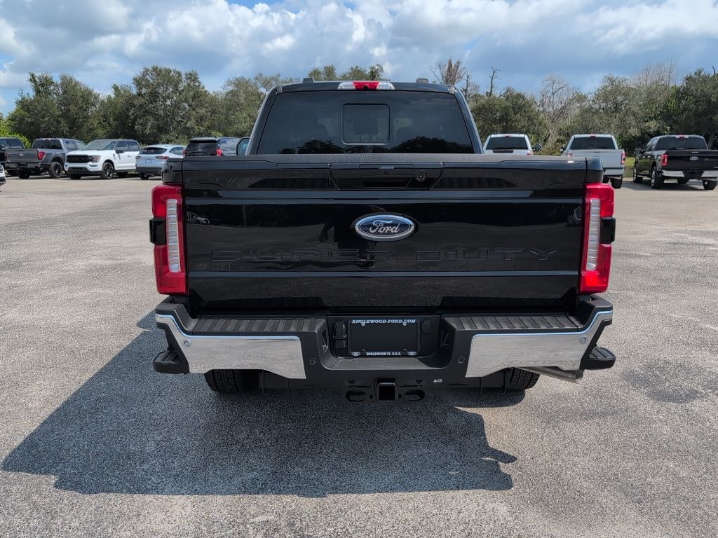 2026 Ford F-350 photo 4