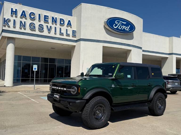 2025 Ford Bronco Outer Banks