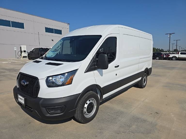 2025 Ford Transit Cargo Van Base