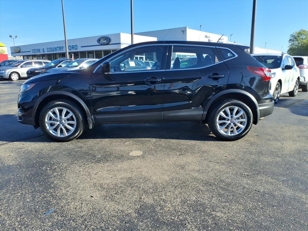 2021 Nissan Rogue Sport S photo 5