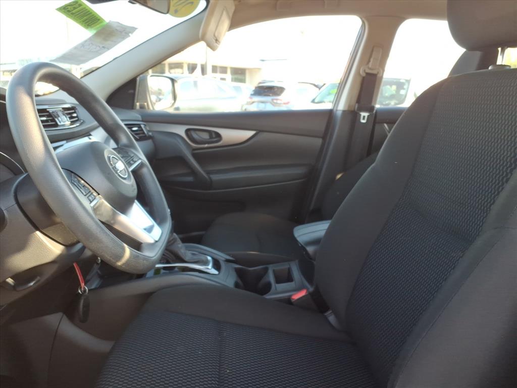 2021 Nissan Rogue Sport S photo 13