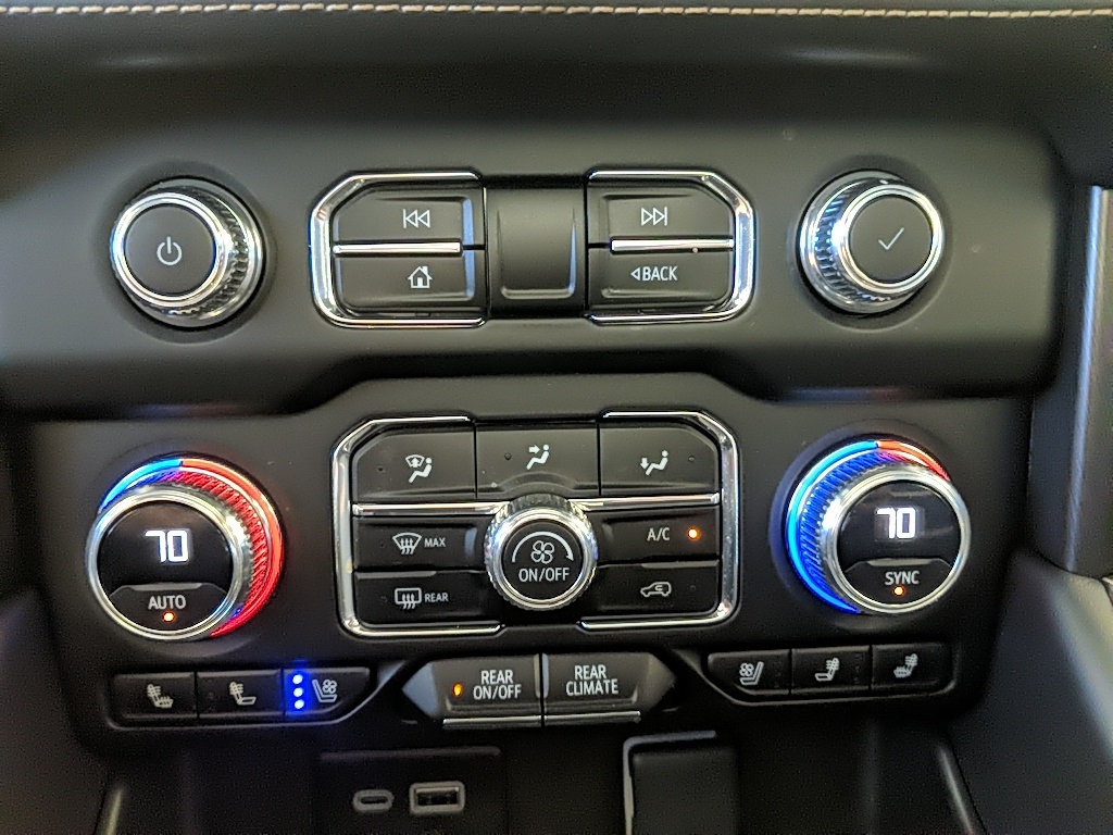 2023 Gmc Yukon XL AT4 photo 16