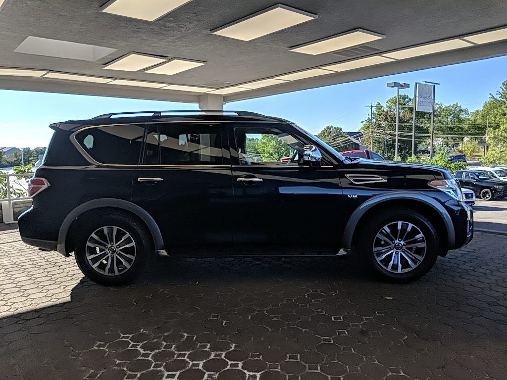 2020 Nissan Armada SL photo 4