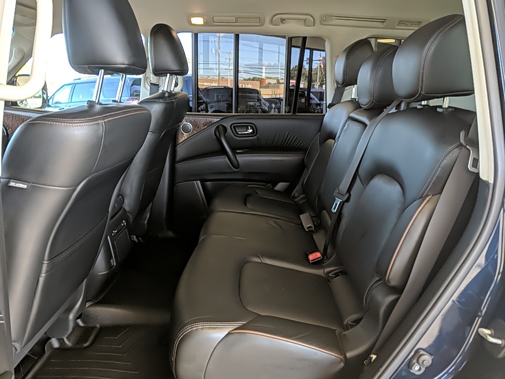 2020 Nissan Armada SL photo 12