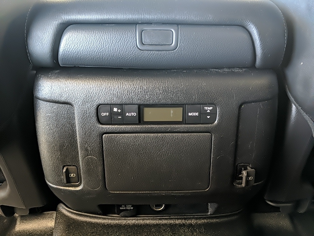 2020 Nissan Armada SL photo 15