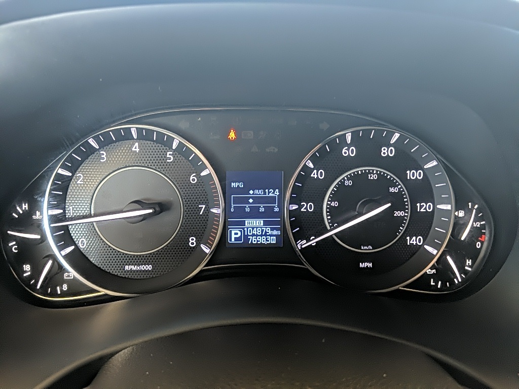 2020 Nissan Armada SL photo 26