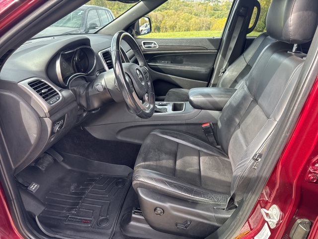 2018 Jeep Grand Cherokee Altitude photo 3