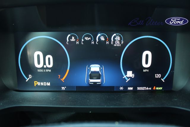 2022 Ford F-150 Platinum photo 11
