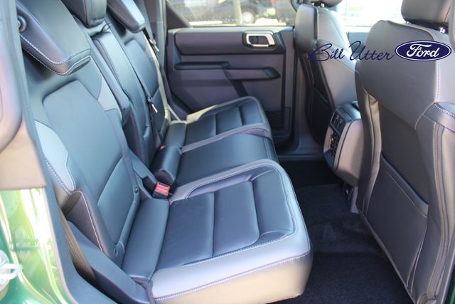2025 Ford Bronco Outer Banks photo 9