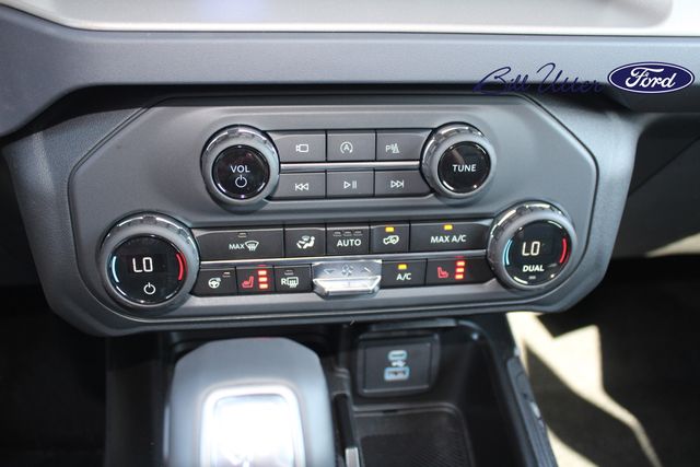 2025 Ford Bronco Outer Banks photo 12