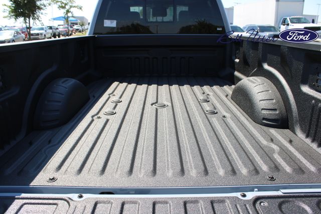 2026 Ford F-350 photo 6