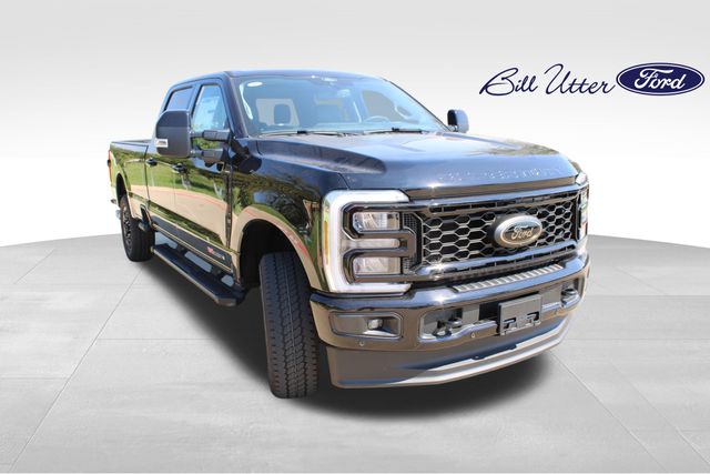 2026 Ford F-350 photo 2