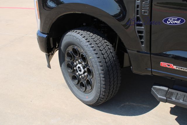2026 Ford F-350 photo 5