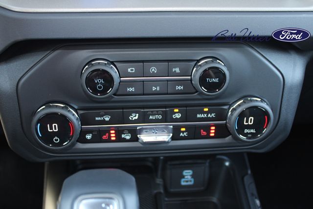 2025 Ford Bronco Outer Banks photo 12