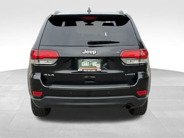 2020 Jeep Grand Cherokee Laredo E photo 3