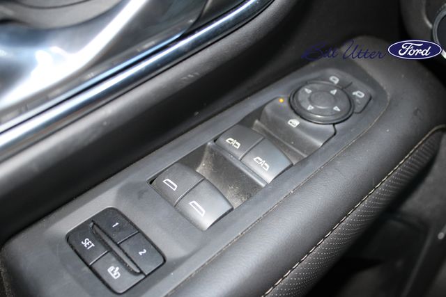2023 Gmc Yukon SLT photo 23