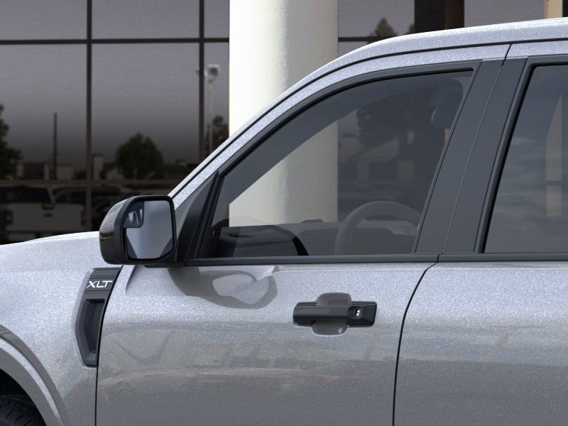 2025 Ford Maverick XLT photo 17