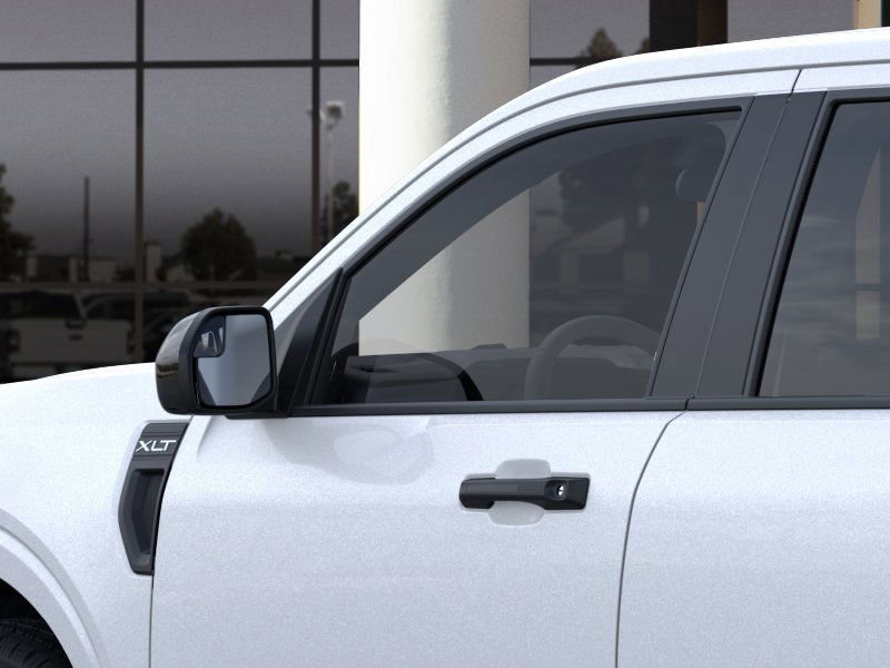 2025 Ford Maverick XLT photo 17