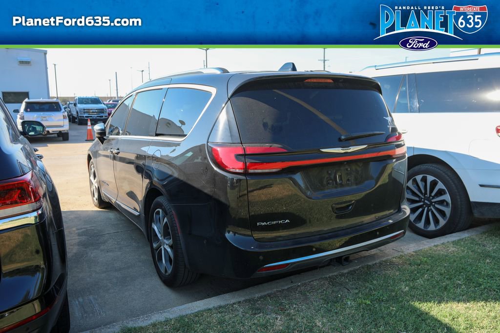 2024 Chrysler Pacifica Pinnacle photo 3