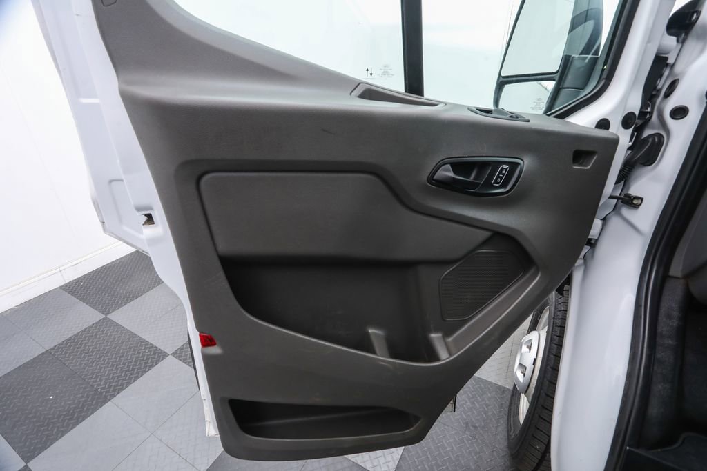 2023 Ford Transit Cargo Van photo 10