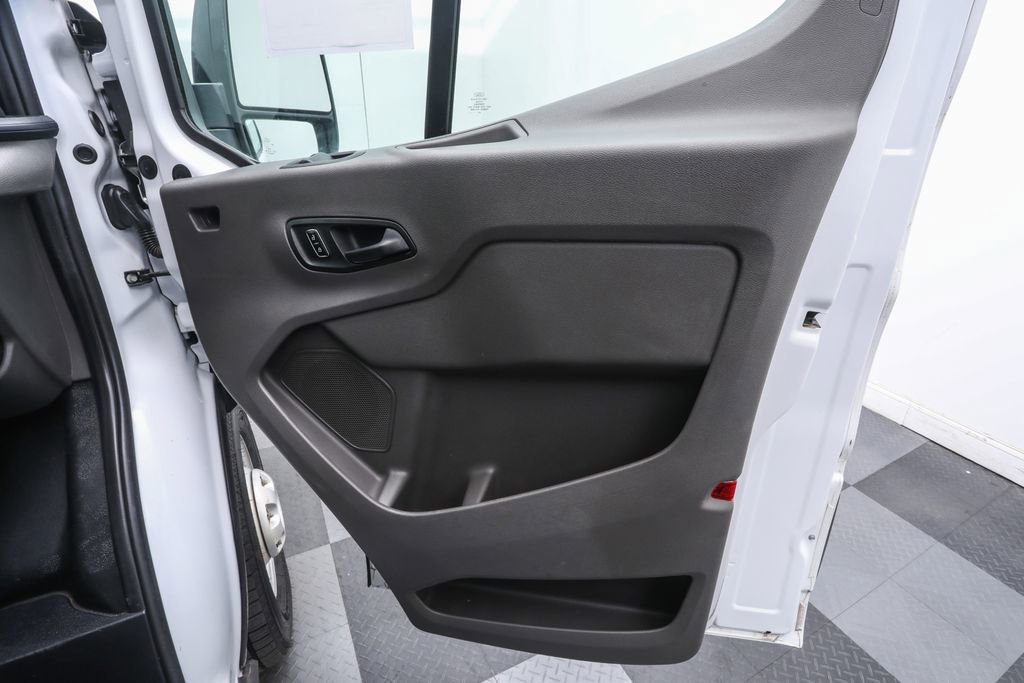 2023 Ford Transit Cargo Van photo 19
