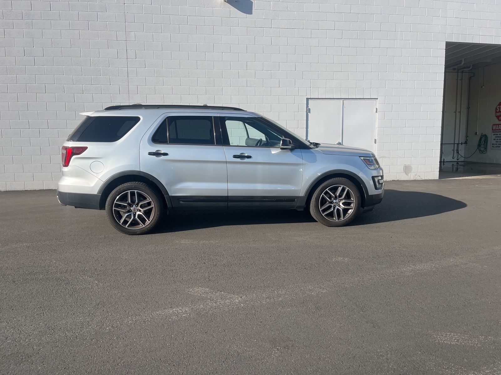 2016 Ford Explorer Sport