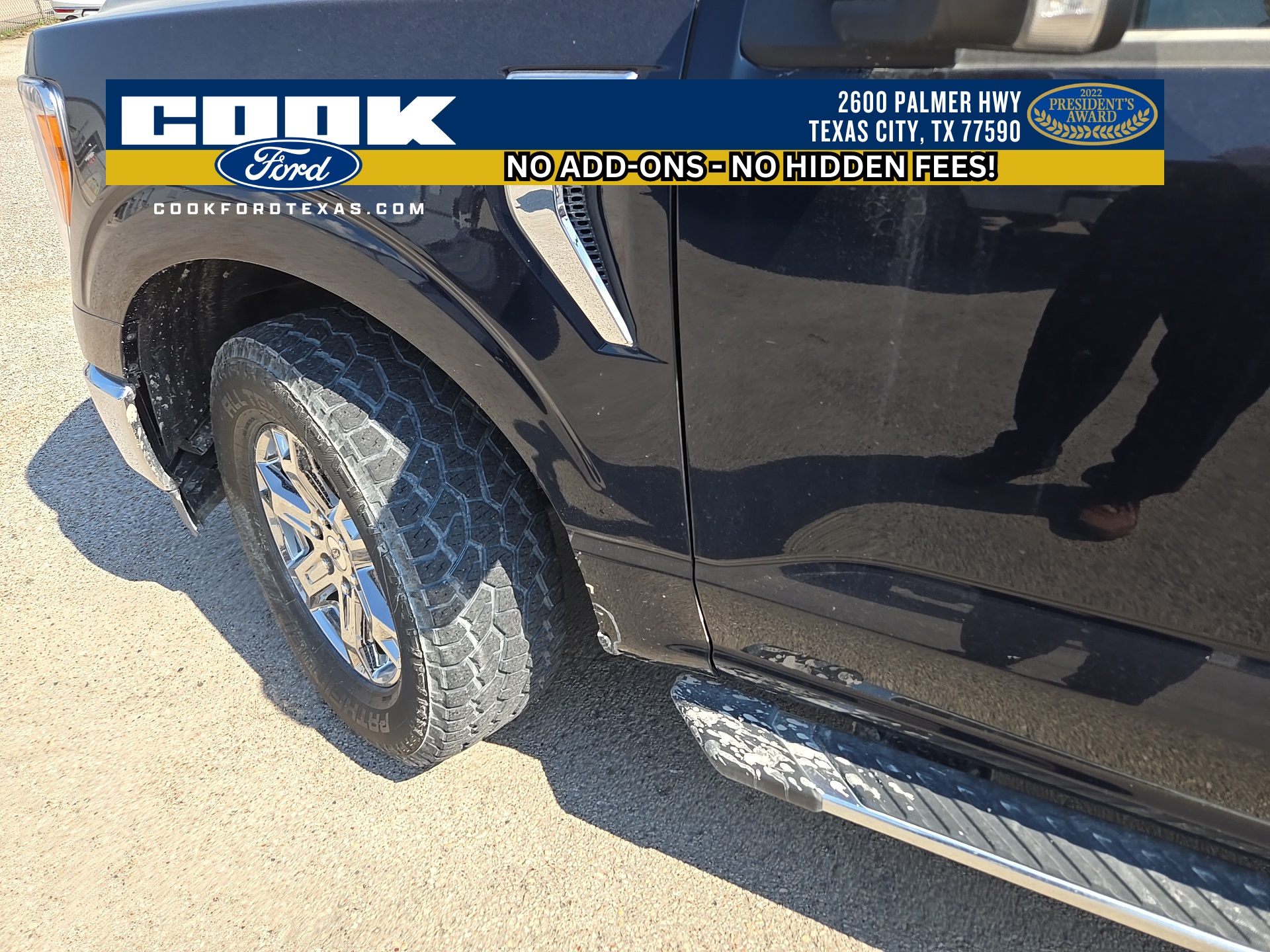 2022 Ford F-150 XLT photo 9