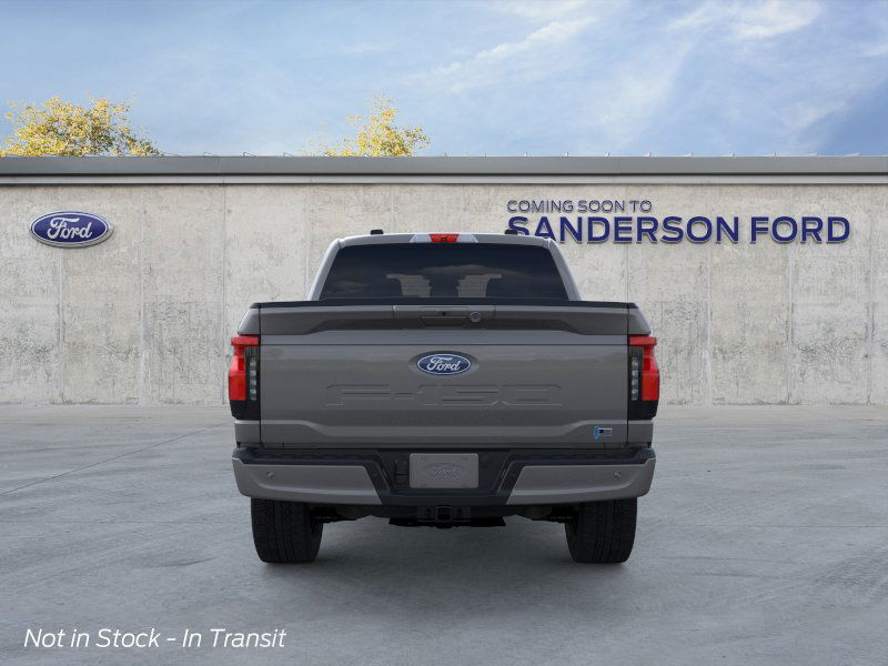 2025 Ford F-150 Lightning photo 4