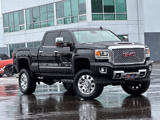 2017 GMC Sierra 2500HD Denali