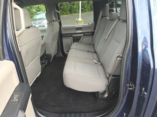 2017 Ford F-150 XLT photo 3