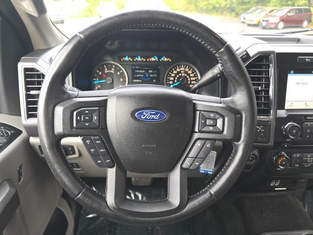 2017 Ford F-150 XLT photo 4