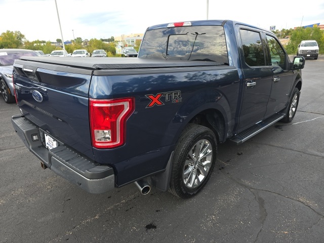 2017 Ford F-150 XLT photo 8