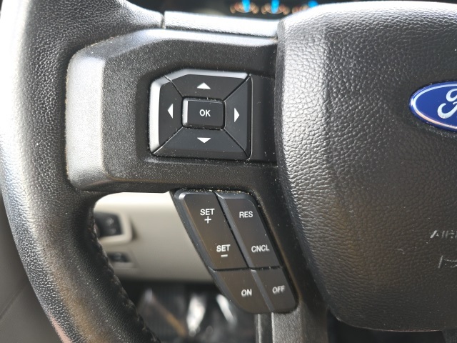 2017 Ford F-150 XLT photo 18