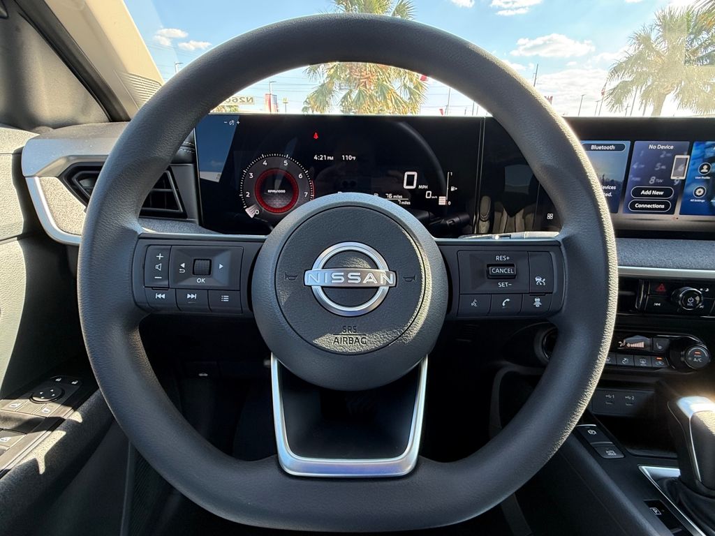 2026 Nissan Kicks SV photo 3