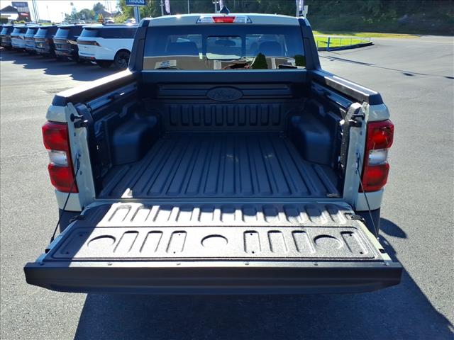 2025 Ford Maverick Lariat photo 4