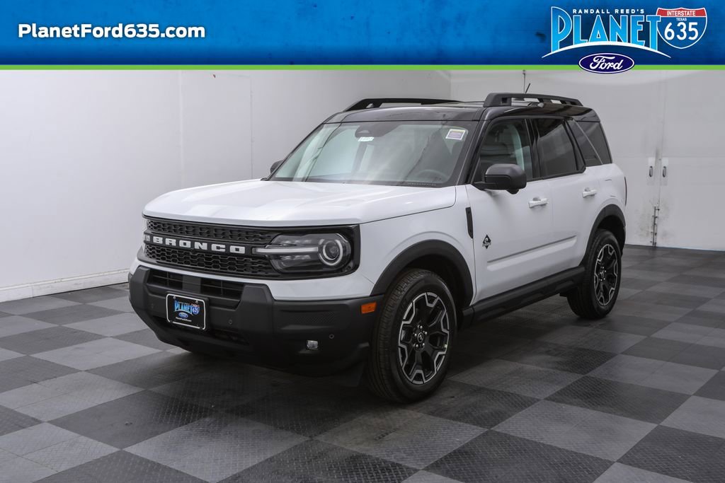 2025 Ford Bronco Sport Outer Banks photo 3