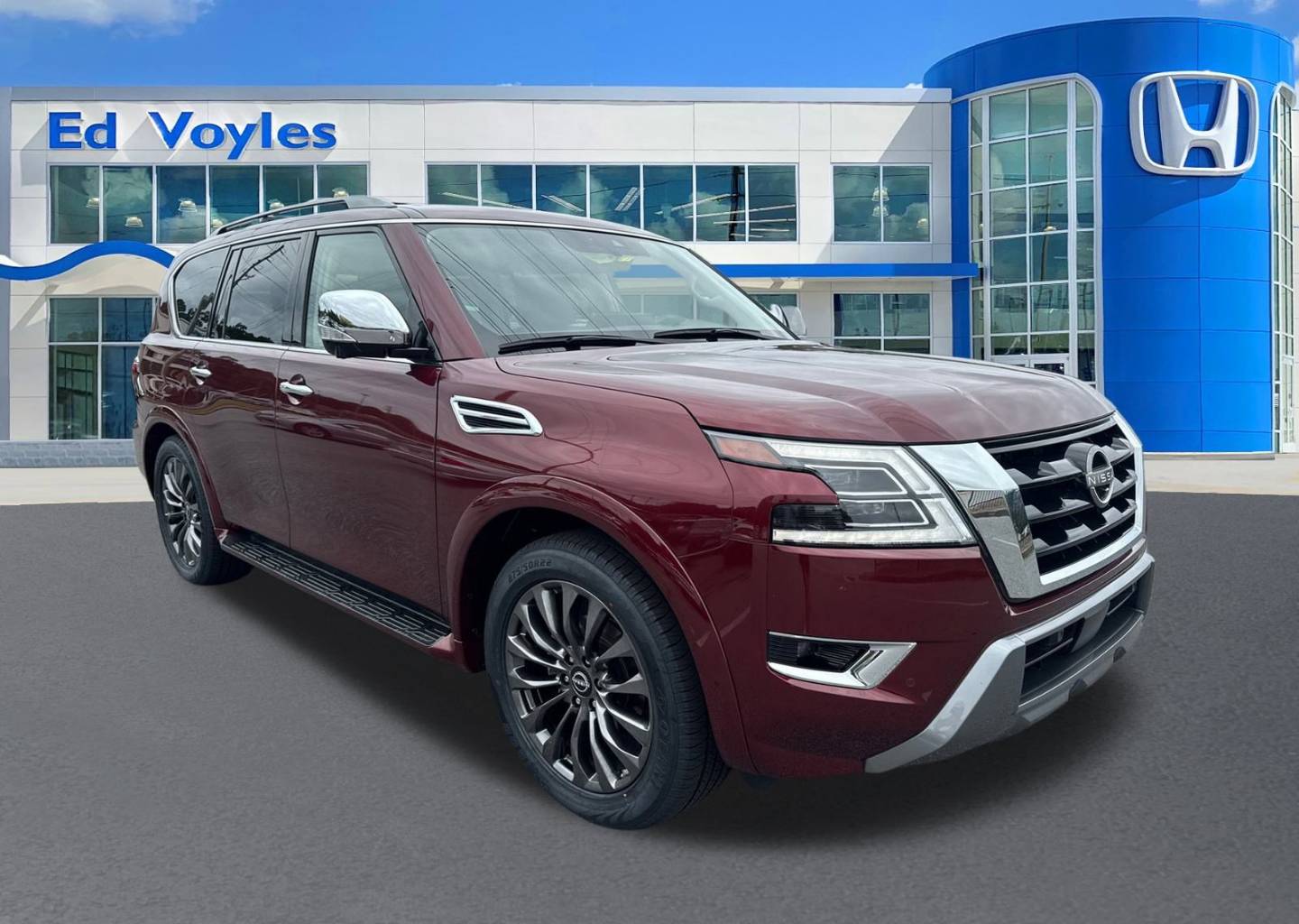 2023 Nissan Armada Platinum's photo