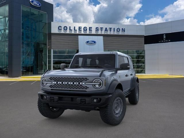 2025 Ford Bronco Badlands photo 2