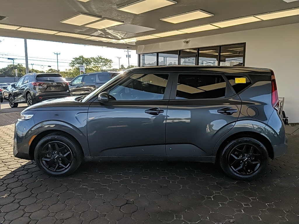 2022 Kia Soul S photo 5